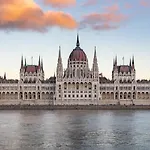 아파트 Tranquil Danube Escape Buda Hills Serenity 부다페스트