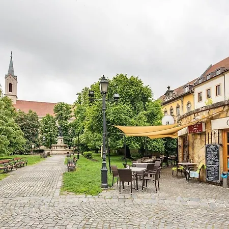 Διαμέρισμα Tranquil Danube Escape Buda Hills Serenity Βουδαπέστη