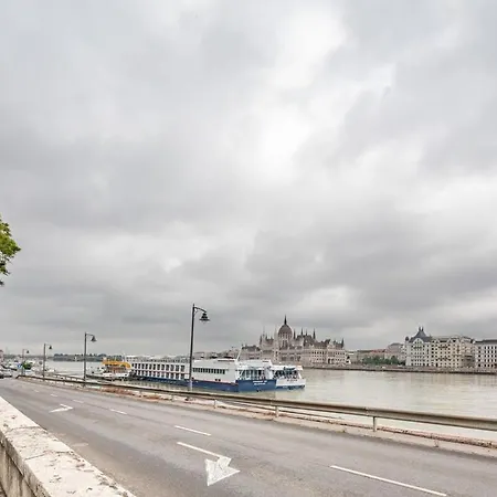 Tranquil Danube Escape Buda Hills Serenity *