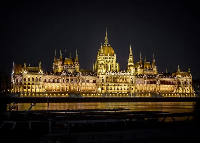 Tranquil Danube Escape Buda Hills Serenity Apartamento Budapest